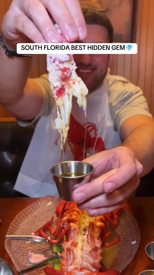 Video at Captain's Catch Seafood Restaurant, Boynton Beach