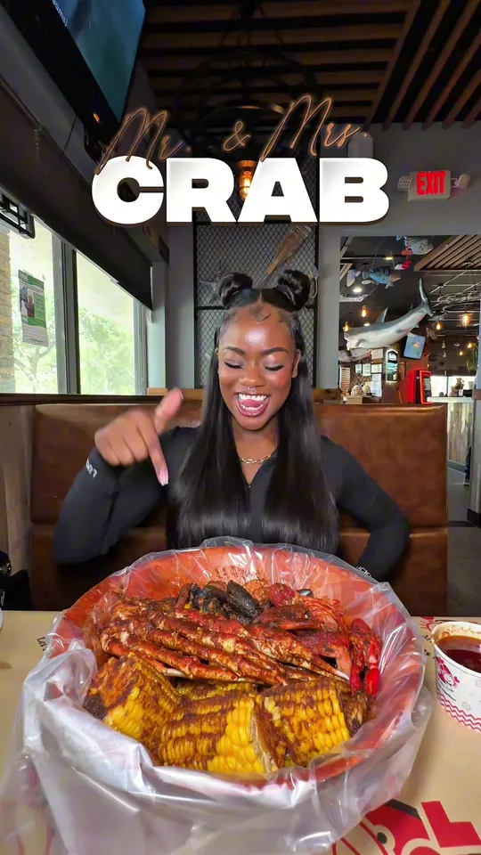 Seafood at Mr & Mrs Crab, Bradenton – $22.95 on the menu