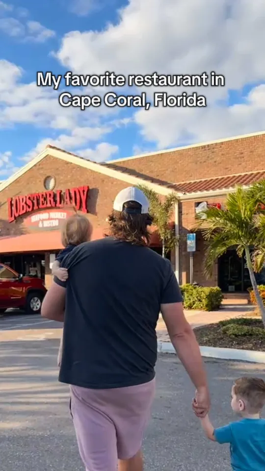 Video at Lobster Lady, Cape Coral