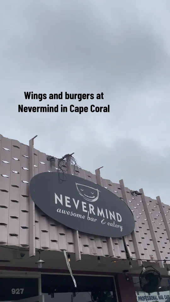 Burger at Nevermind Awesome Bar and The Hop, Cape Coral