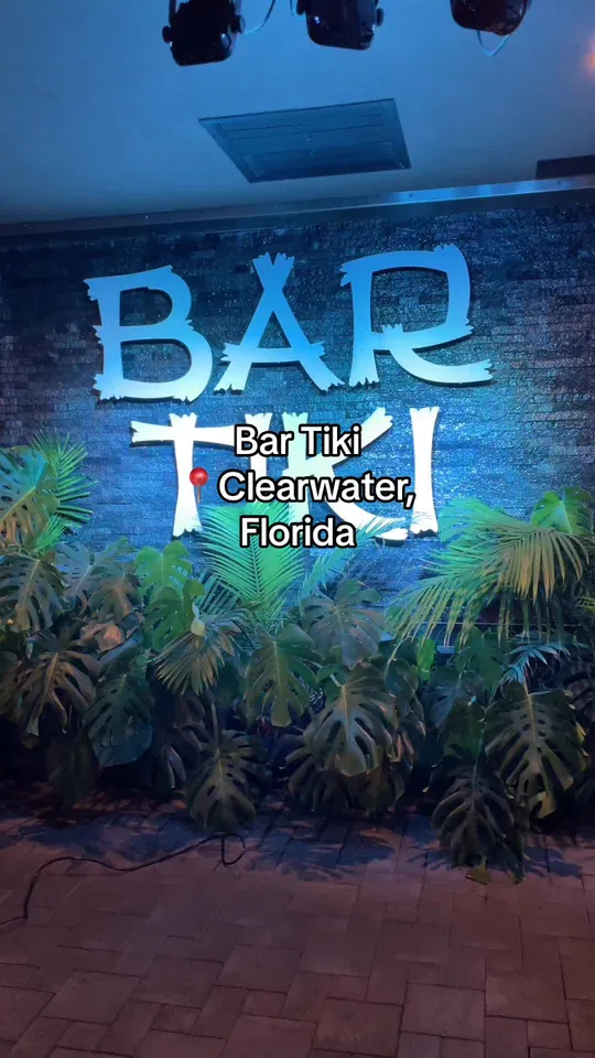 Video at Bar Tiki, Clearwater