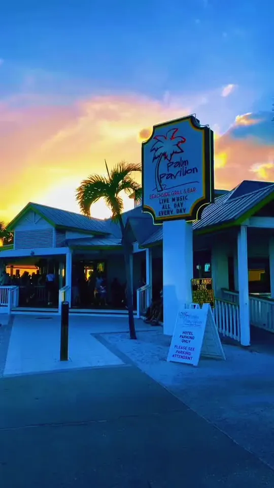 Video at Palm Pavilion Beachside Grill & Bar, Clearwater