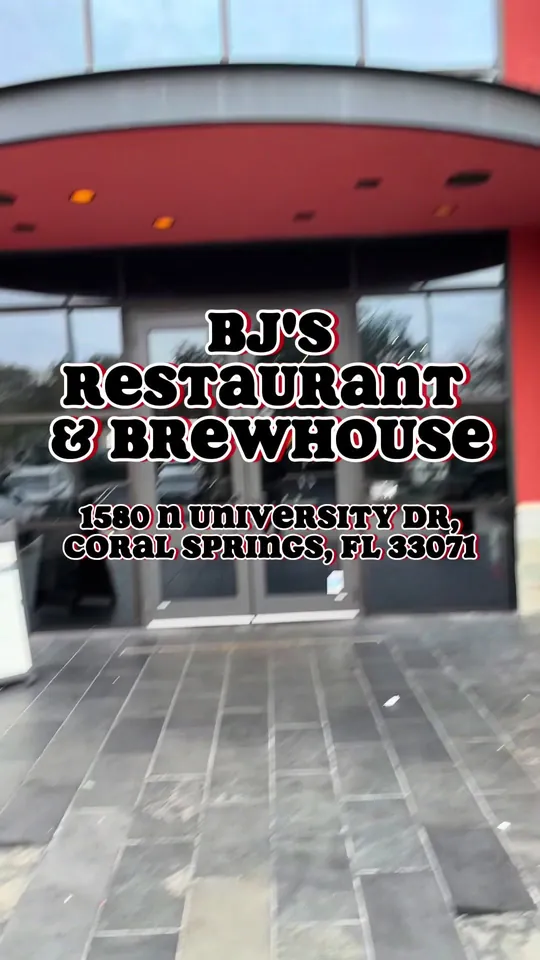 Mac and cheese at BJ's Restaurant & Brewhouse, Coral Springs – $10.99 on the menu