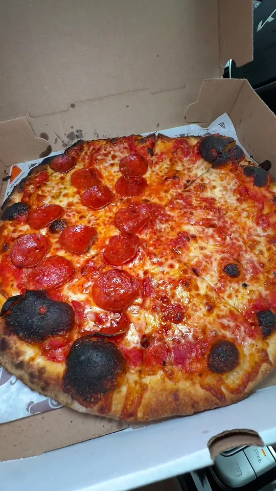 Pizza at Delray Pizza, Delray Beach – $3.50 on the menu