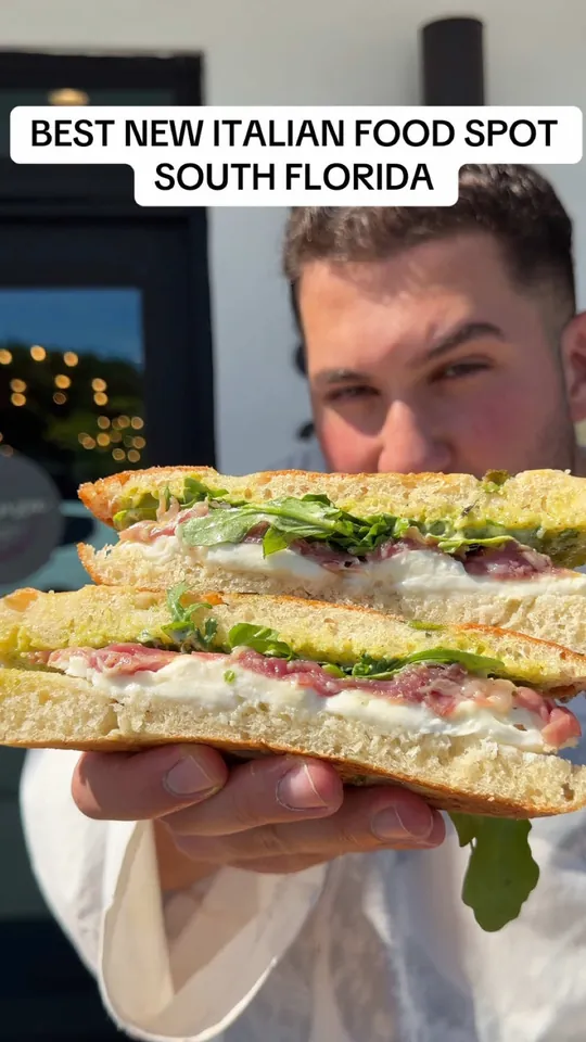 Video at Cafe Italia, Fort Lauderdale