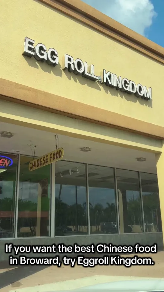 Wings at Egg Roll Kingdom, Fort Lauderdale