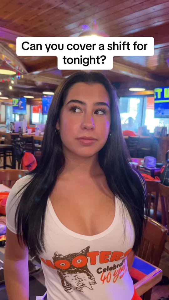 Video at Hooters, Fort Lauderdale