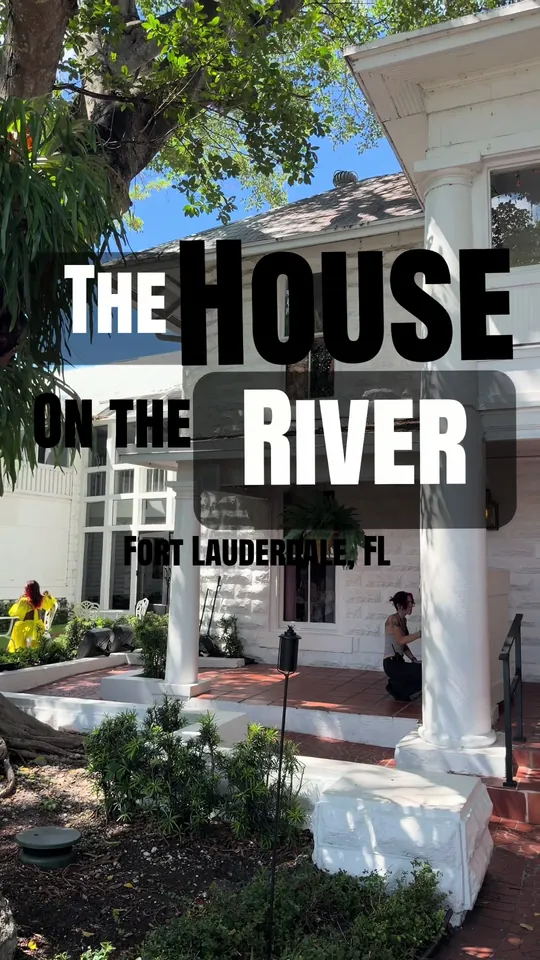 Burger at House on the River, Fort Lauderdale – $24 on the menu