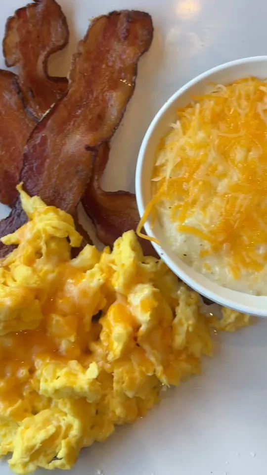 Breakfast at Jet Runway Cafe, Fort Lauderdale