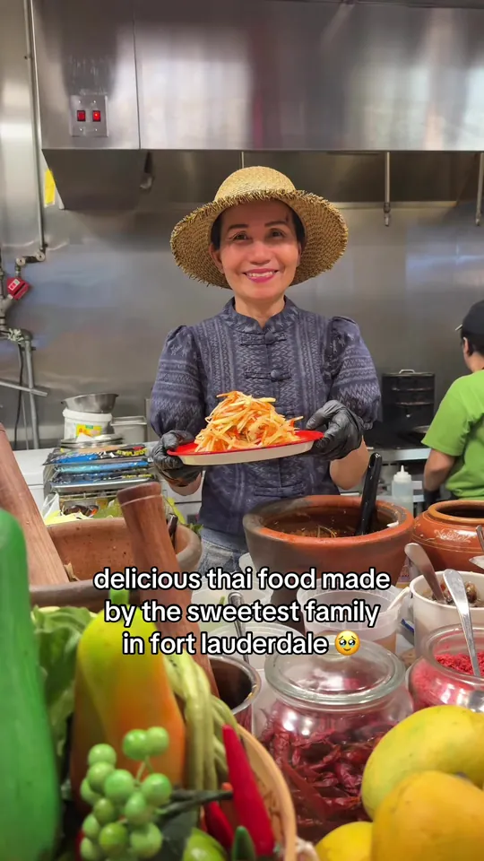 Video at Larb Thai-Isan, Fort Lauderdale