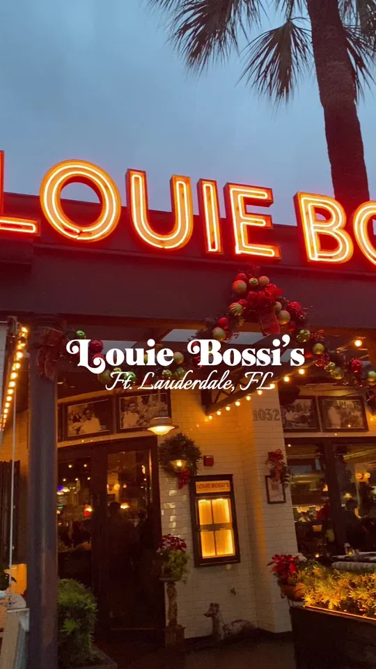 Aperol spritz at Louie Bossi's Ristorante Bar Pizzeria, Fort Lauderdale – $15 on the menu