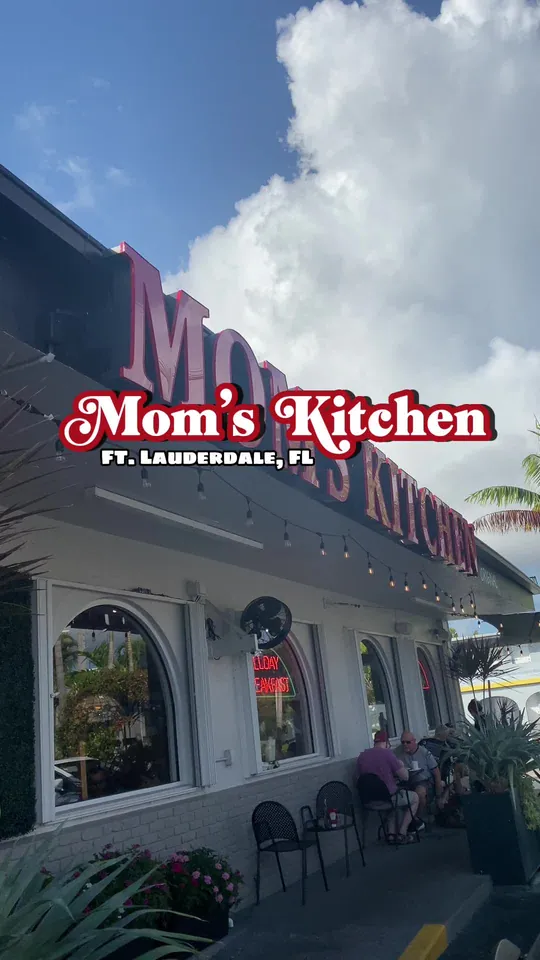Breakfast at Mom's Kitchen, Fort Lauderdale – $7 on the menu