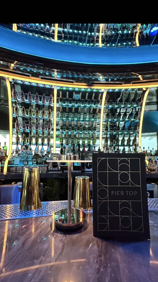 Cocktails at Pier Top, Fort Lauderdale