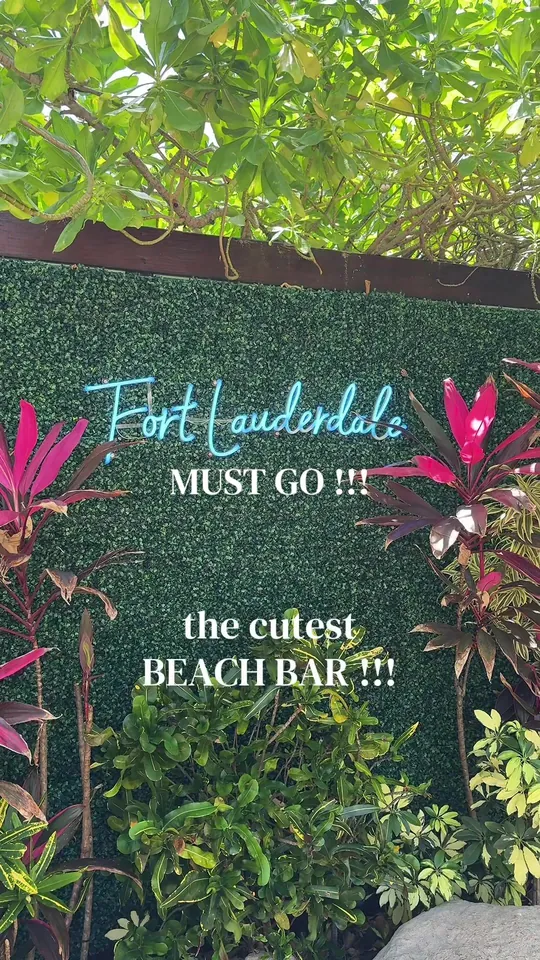 Cocktails at Sandbar Grill, Fort Lauderdale