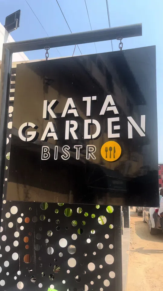 Video at Wine + Garden, Fort Lauderdale
