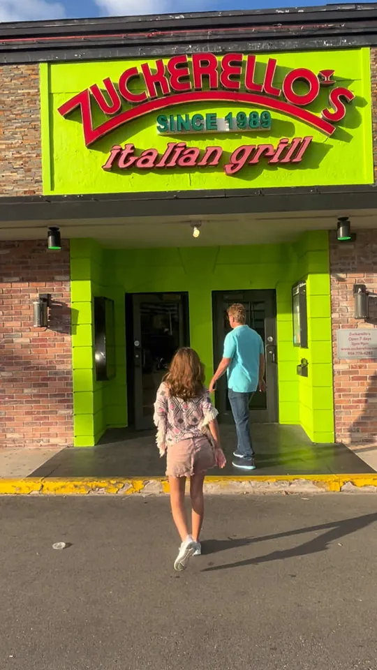 Video at Zuckerello's, Fort Lauderdale