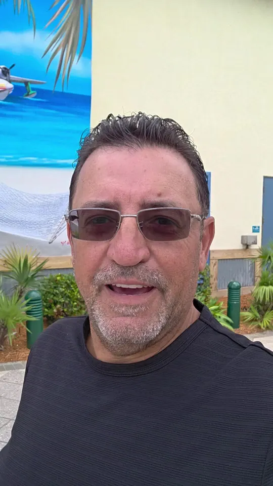 Video at Broadwalk Restaurant on the Beach, Hollywood