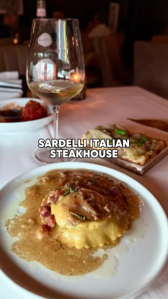 Steak at Sardelli's Italian Steakhouse, Hollywood – $25 on the menu