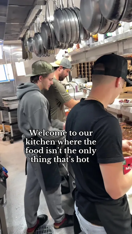 Video at Sardelli's Italian Steakhouse, Hollywood