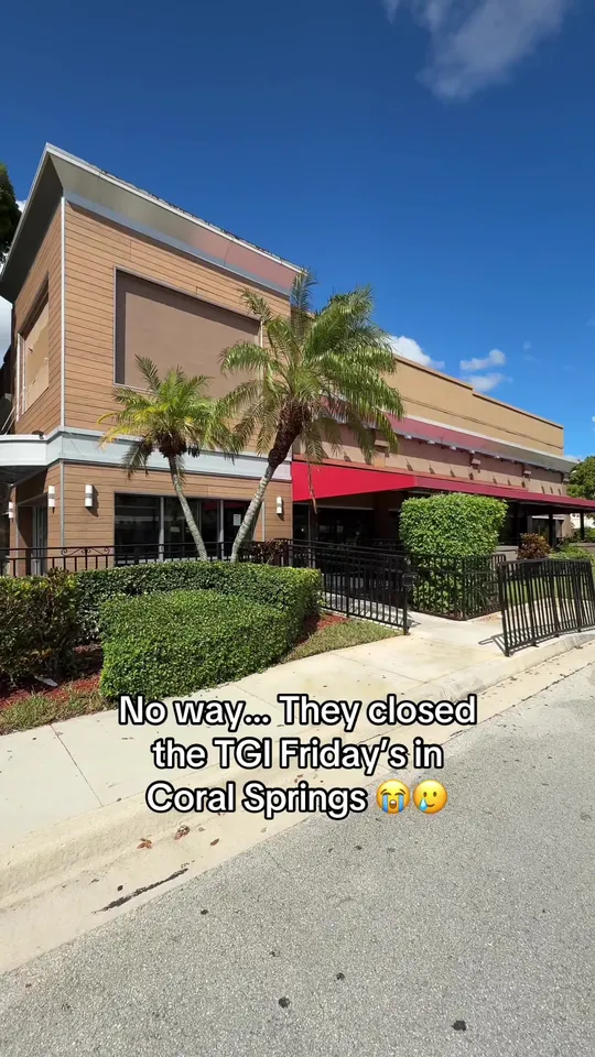 Video at TGI Fridays, Hollywood