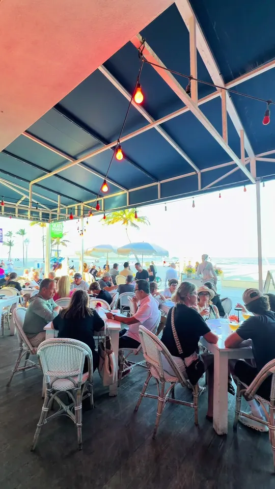 Cocktails at Venice Restaurant, Hollywood – $17 on the menu