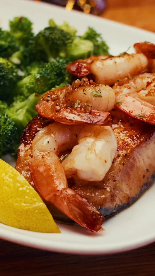 Grilled salmon at Applebee's Grill + Bar, Jacksonville