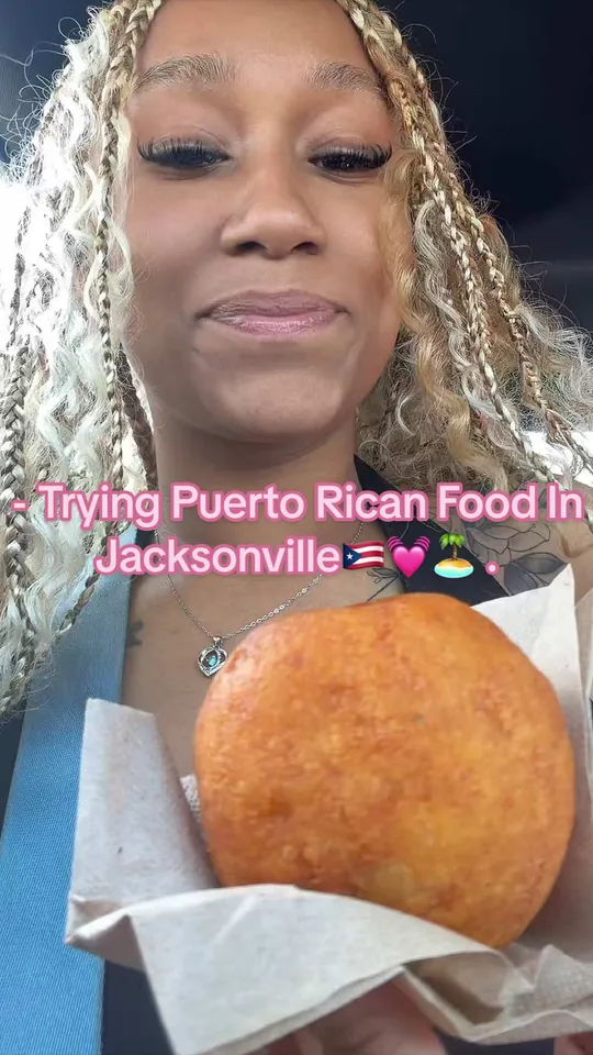 Video at Flavorikan, Jacksonville