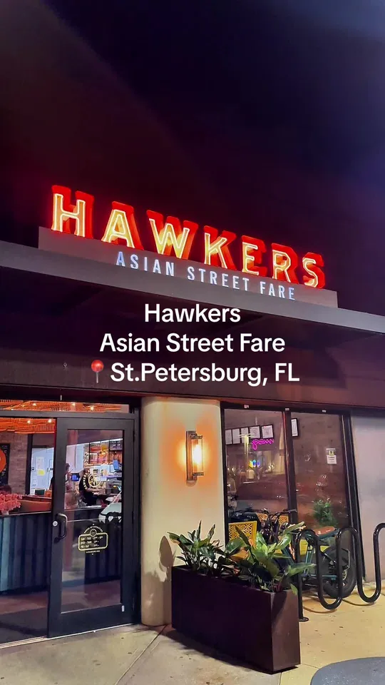 Lo mein at Hawkers Asian Street Fare, Jacksonville