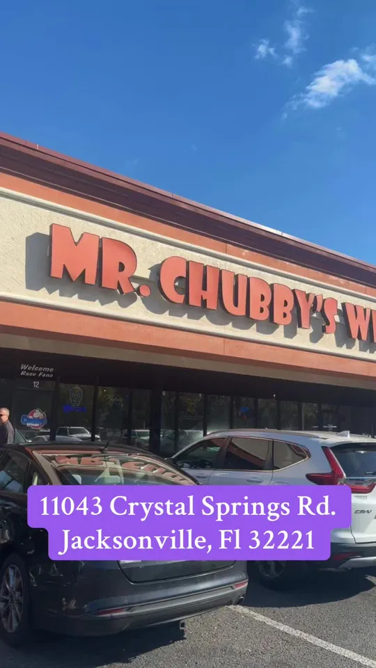 Wings at Mr. Chubby's Wings, Jacksonville – $6 on the menu