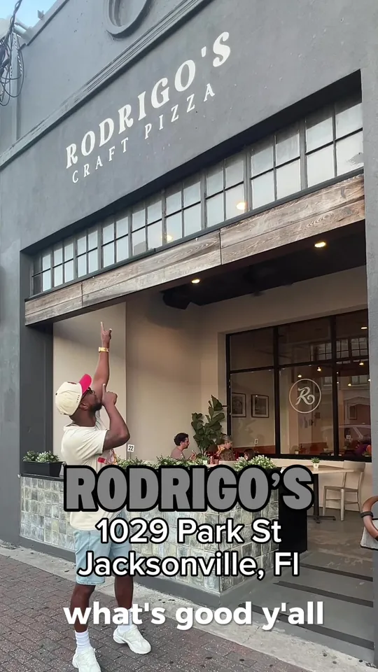 Pizza at Rodrigo's Craft Pizza, Jacksonville – $5 on the menu