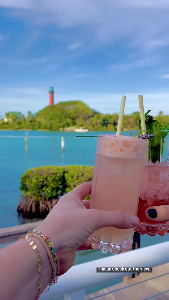 Cocktails at Beacon, Jupiter