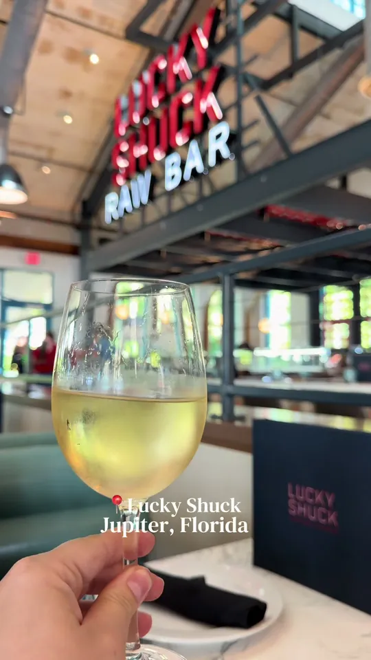 Video at Lucky Shuck, Jupiter