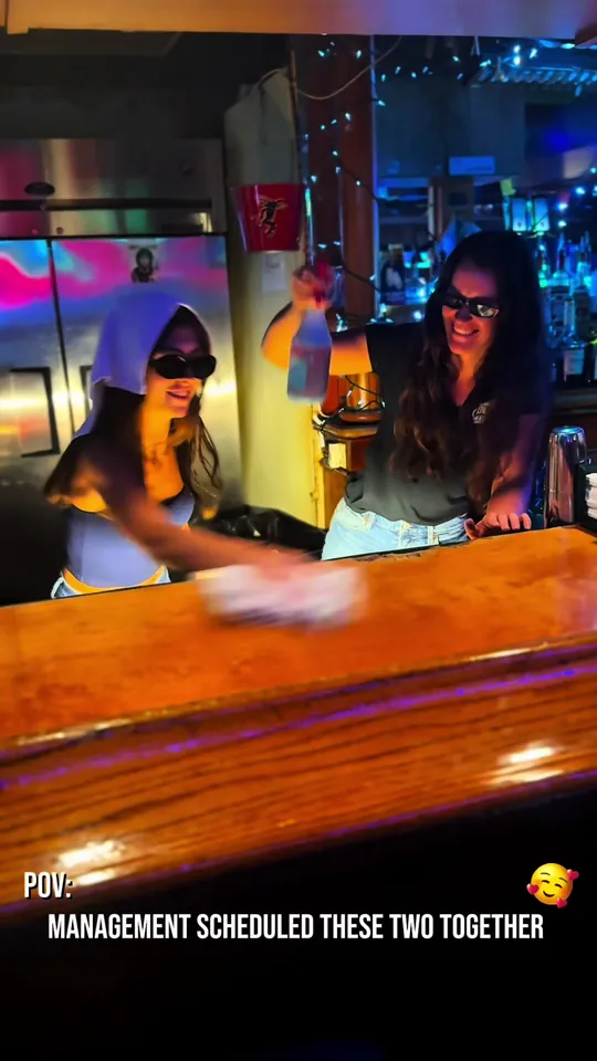 Wings at Uncle Mick's Bar & Grill, Jupiter – $13.95 on the menu