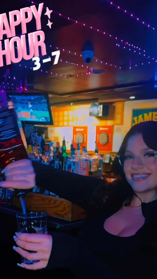 Video at Uncle Mick's Bar & Grill, Jupiter