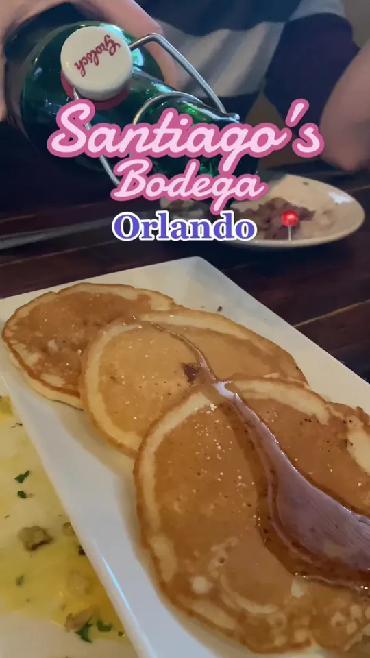 Video at Santiago's Bodega, Key West