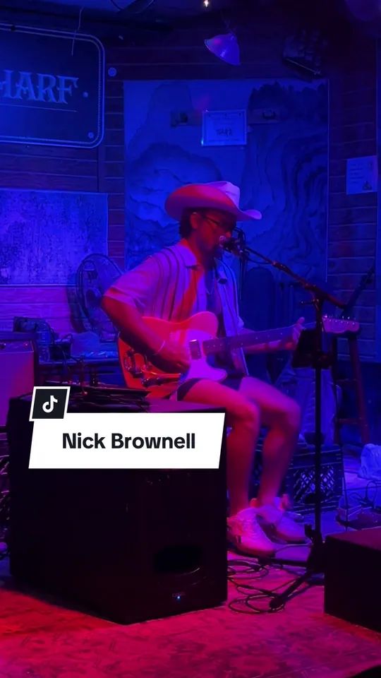 Video at Schooner Wharf Bar, Key West