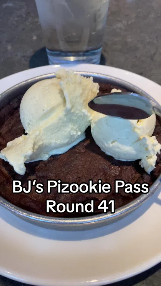 Dessert at BJ's Restaurant & Brewhouse, Kissimmee