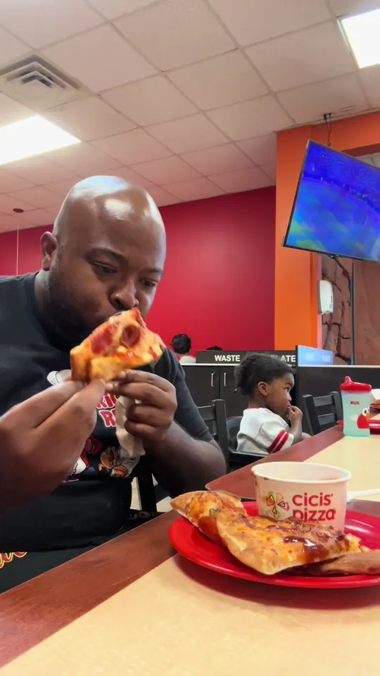 Pizza at Cicis Pizza, Kissimmee