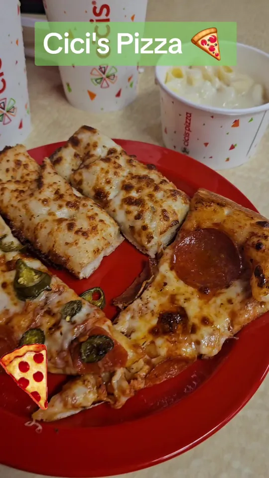 Pizza at Cicis Pizza, Kissimmee