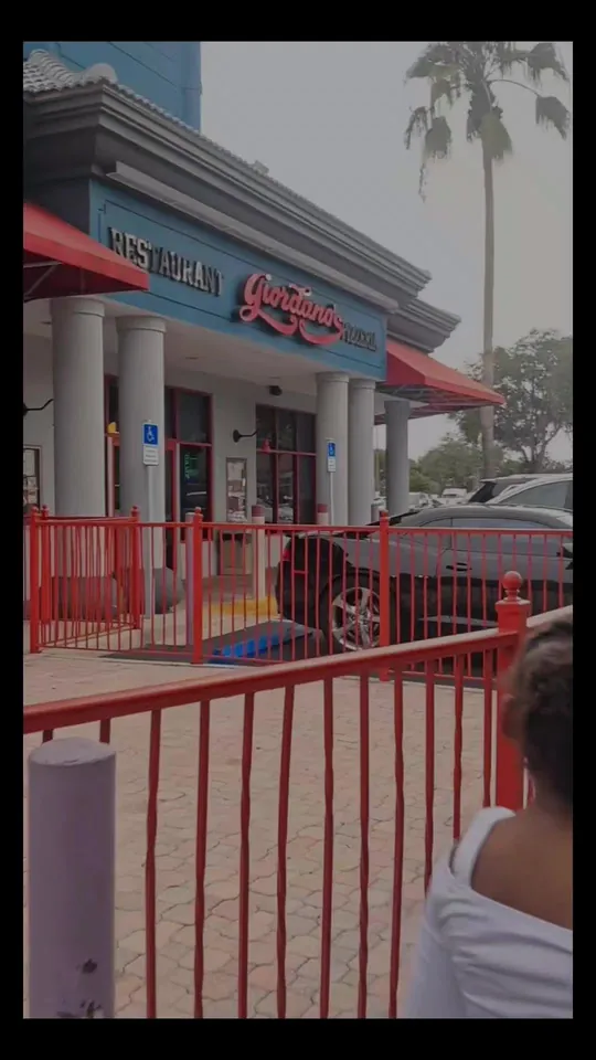 Video at Giordano's, Kissimmee
