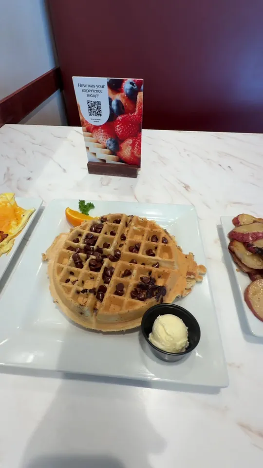Breakfast at Keke's Breakfast Cafe, Kissimmee – $12.49 on the menu