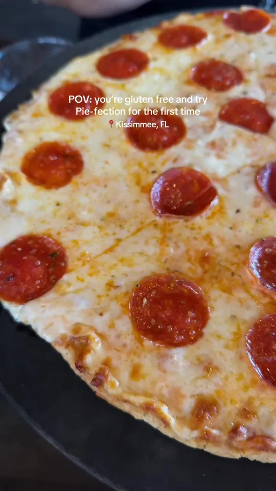 Pizza at Pie Fection, Kissimmee – $10 on the menu