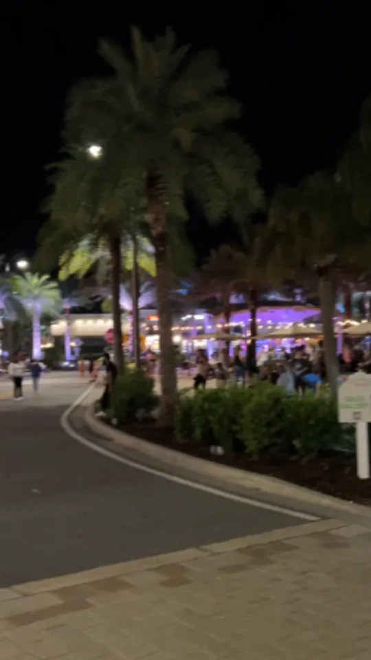 Video at Promenade At Sunset Walk, Kissimmee