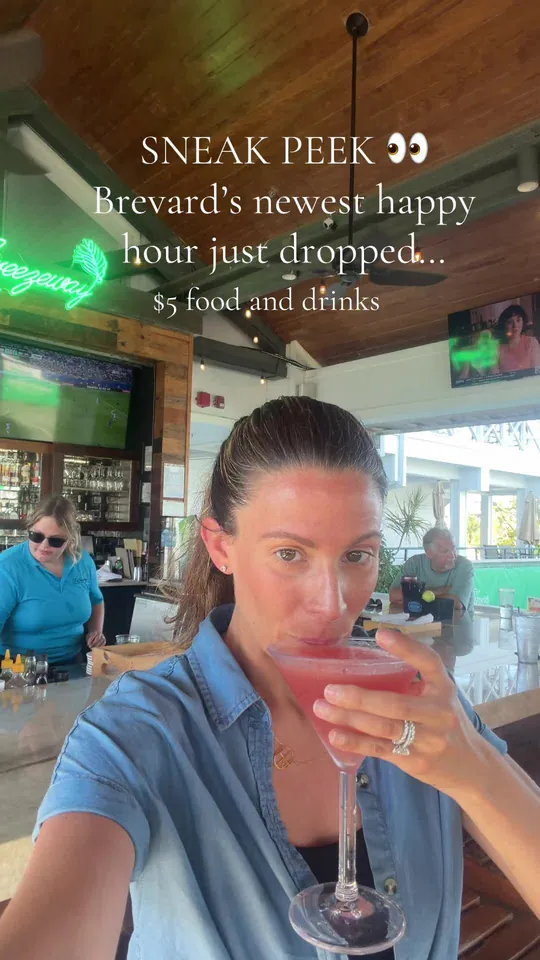 Video at Tradewinds Bar & Grill, Kissimmee