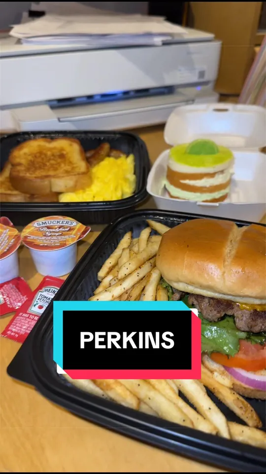 Breakfast at Perkins Restaurant & Bakery, Melbourne
