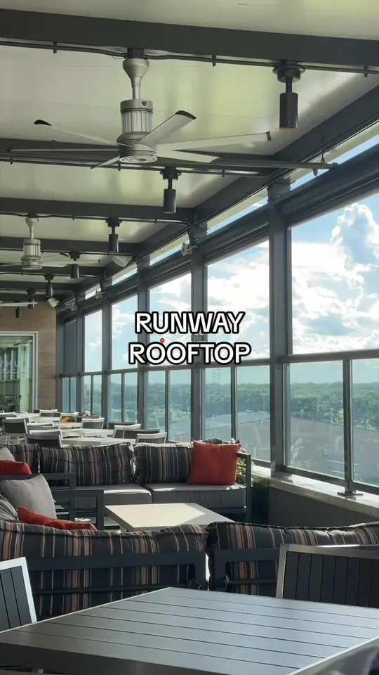 Video at Runway Rooftop Bar & Grill, Melbourne