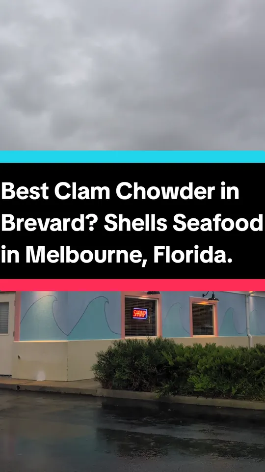 Clam chowder at Shells Of Melbourne, Melbourne