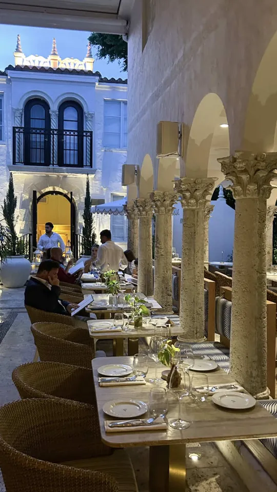 Video at Donatella Restaurant, Miami Beach