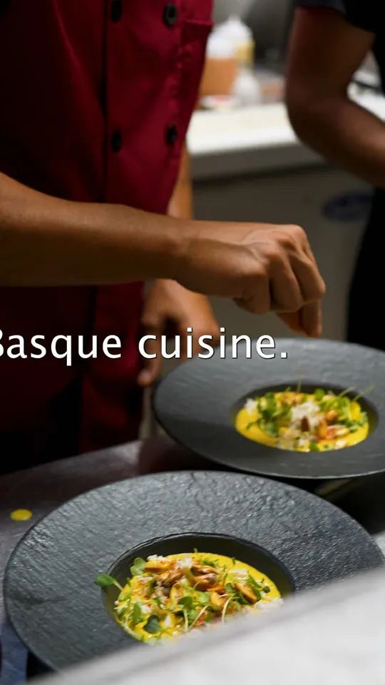 Video at Edan Bistro, Miami Beach