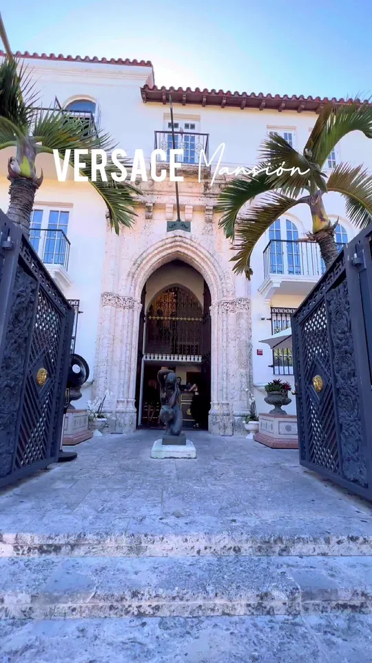 Video at Gianni's At The Former Versace Mansion, Miami Beach